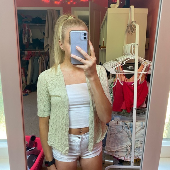 green crochet top - Picture 3 of 5